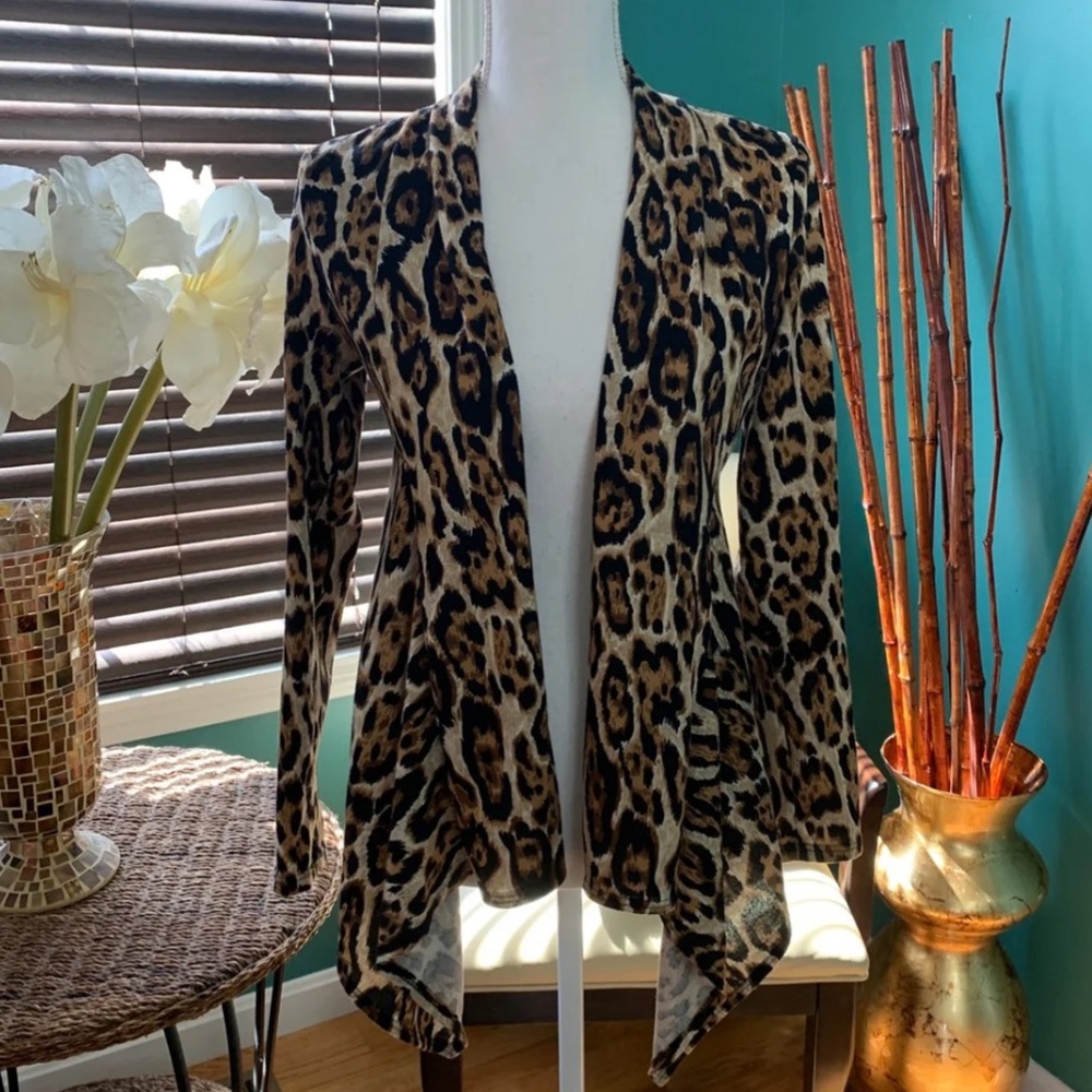 EUC Animal Print Waterfall Sweater Size Small